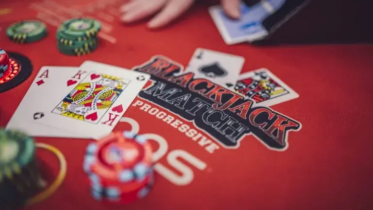 Cosmo Blackjack Spiel